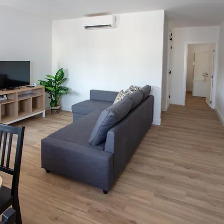 Modern With Ac And Private Balcony - Go4portugal Daire *