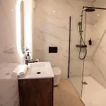Апартаменты Go4portugal - Solaina - Modern With Ac And Private Balcony