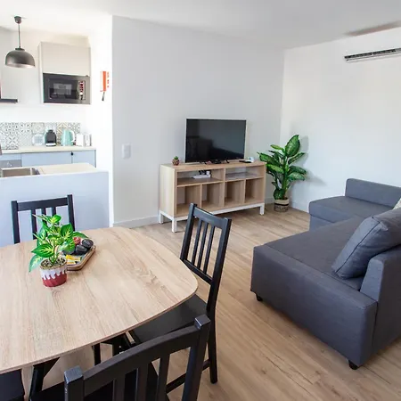 Modern With Ac And Private Balcony - Go4portugal * Albufeira