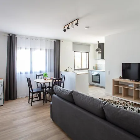 Go4portugal - Solaina - Modern With Ac And Private Balcony 公寓 阿尔布费拉
