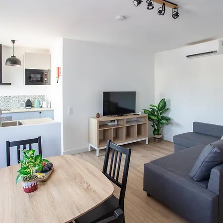 Go4portugal - Solaina - Modern With Ac And Private Balcony Албуфейра
